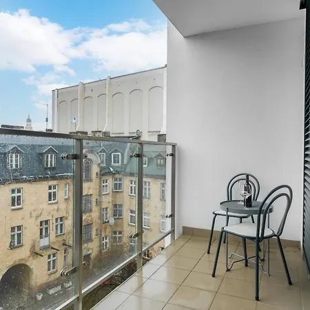 Apartment Apartament Black & White Mostowa By Renters Poznan