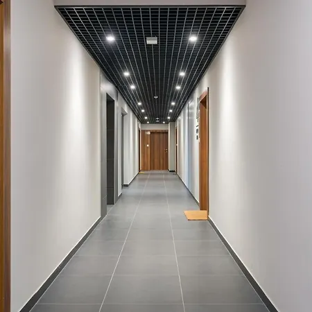 Apartament Black & White Mostowa By Renters Apartment Poznan